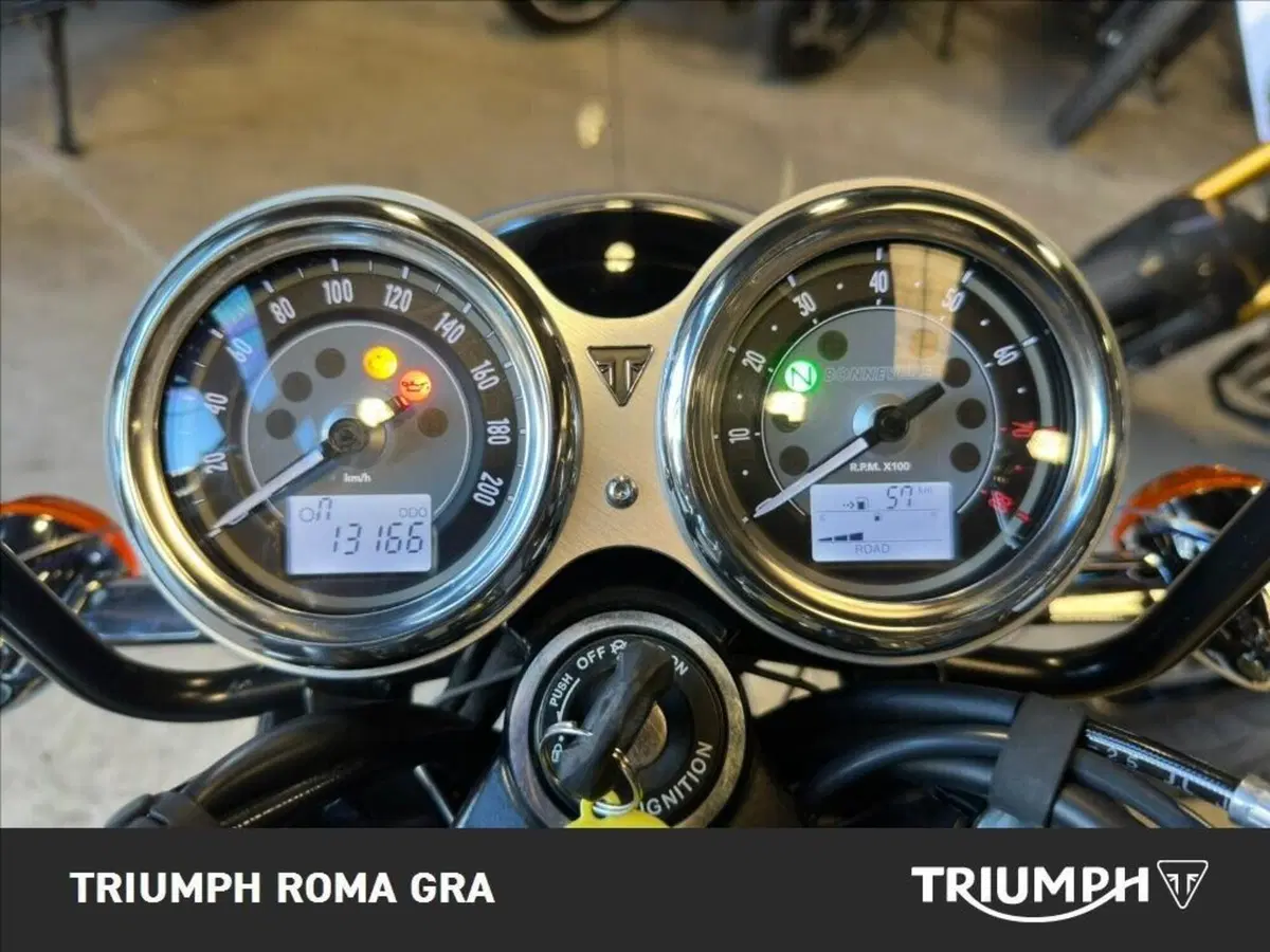 Triumph Bonneville T120 (2026) (4)