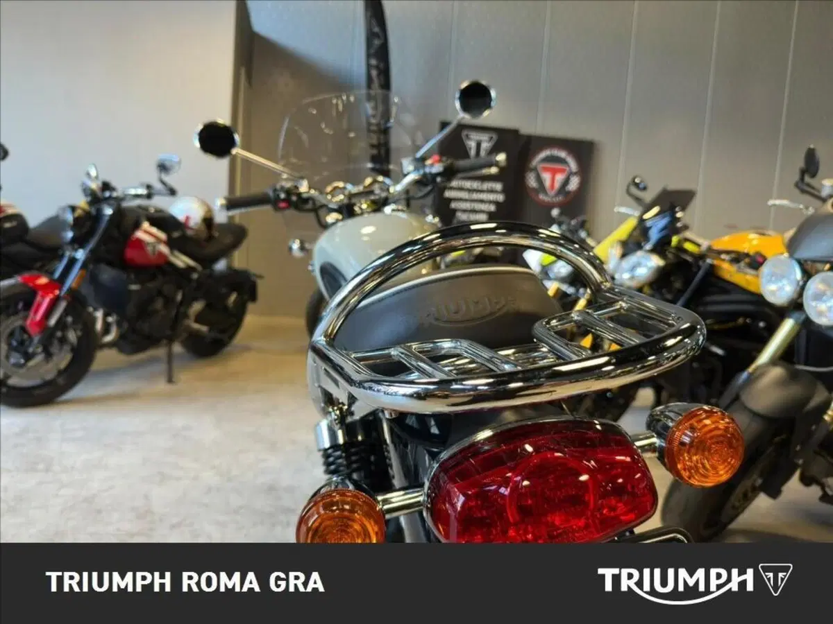 Triumph Bonneville T120 (2026) (16)