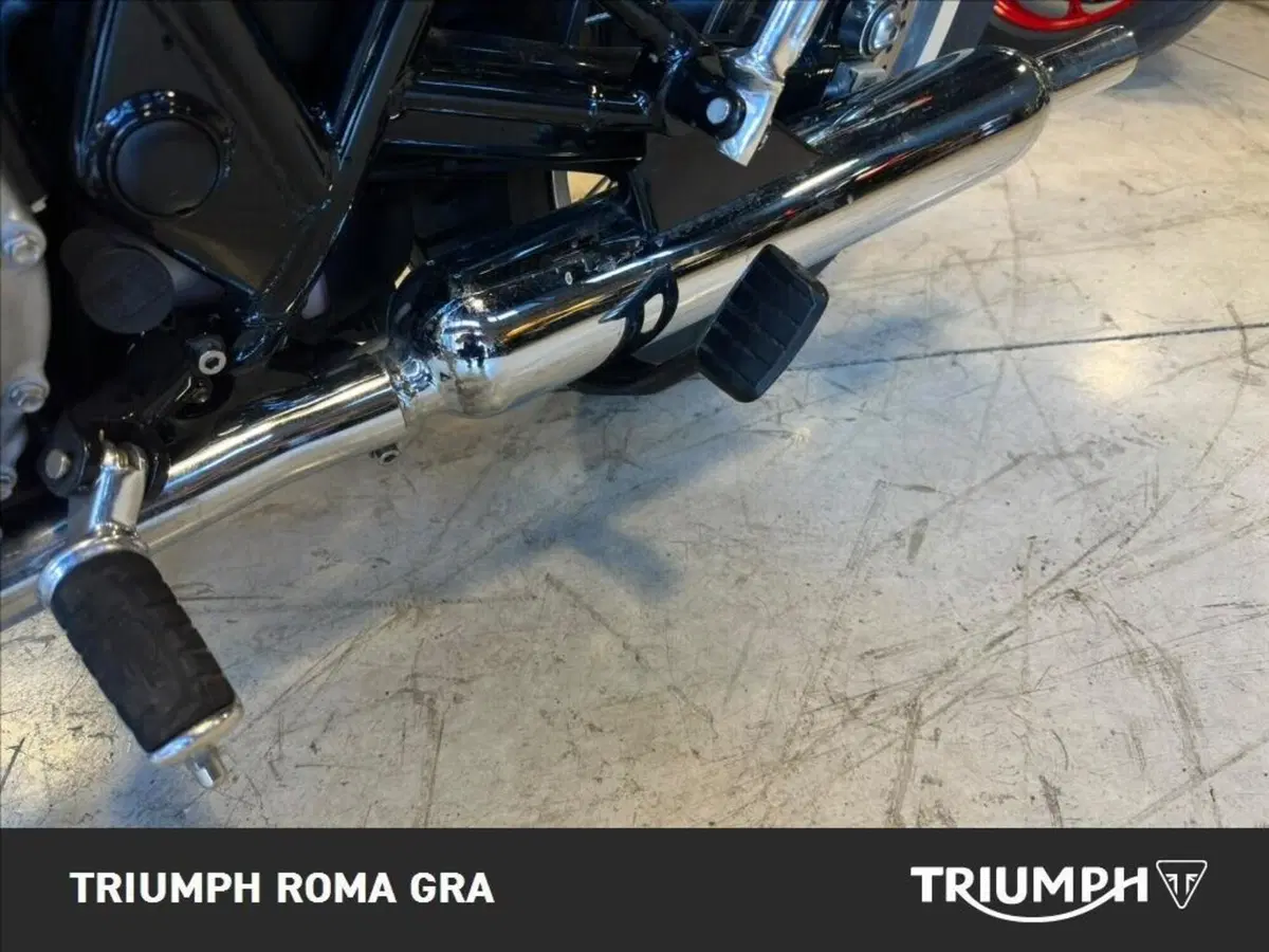 Triumph Bonneville T120 (2026) (18)