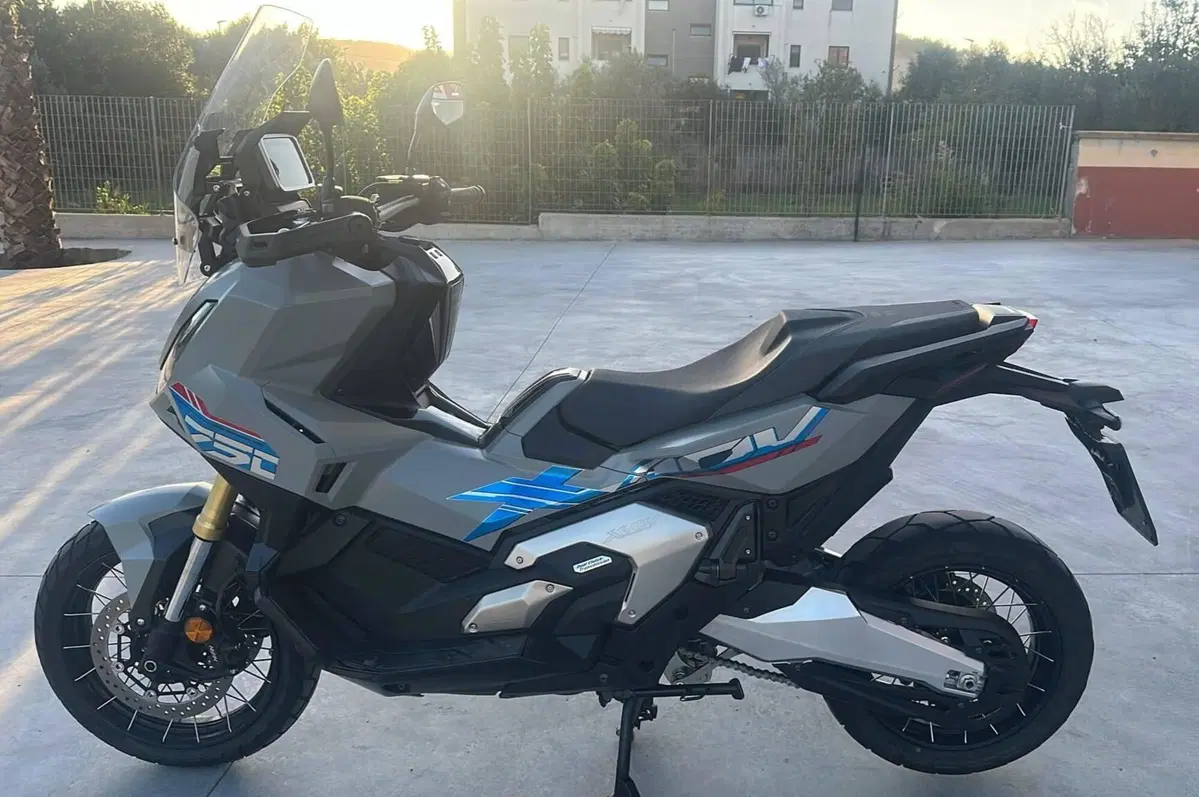 Honda X-ADV 750 (2025 - 27) (4)