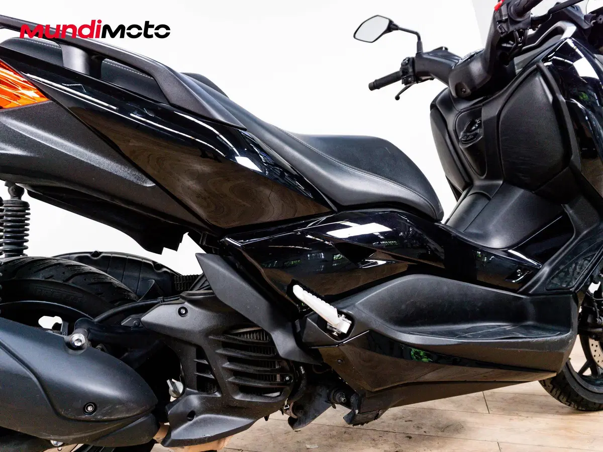 Yamaha X-Max 125 (2010 - 13) (4)