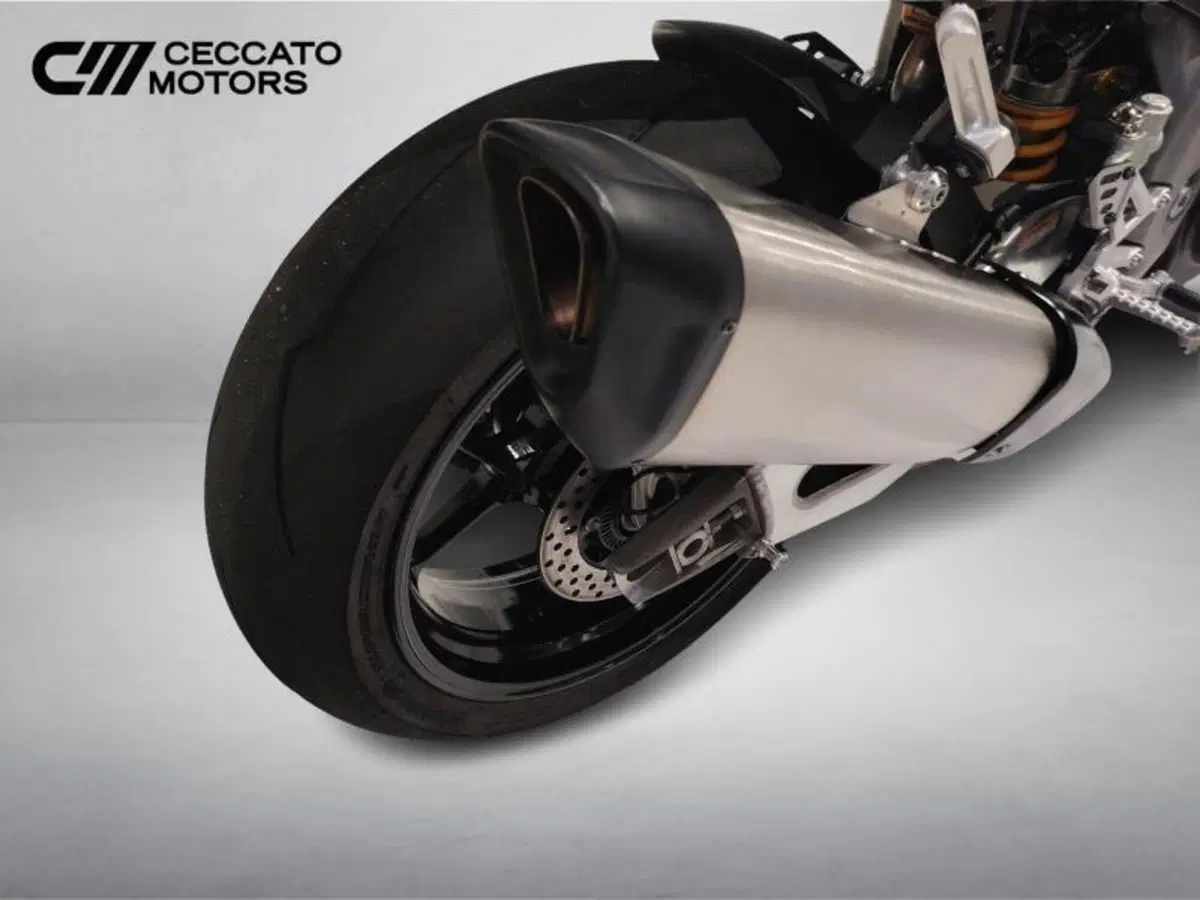Aprilia Tuono V4 Factory (2021 - 24) (15)