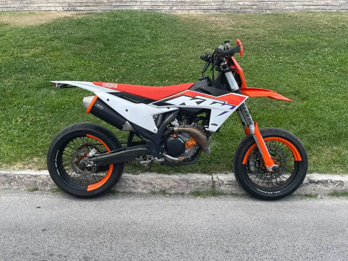 KTM 450 SMR (2022) (2)