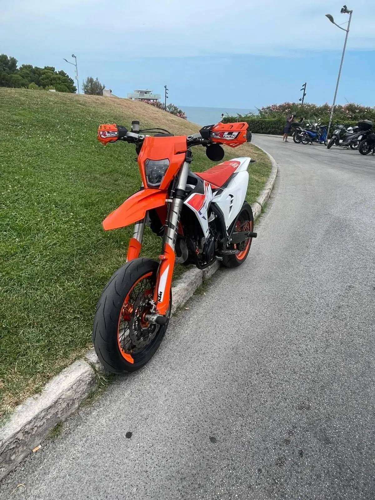 KTM 450 SMR (2022) (4)