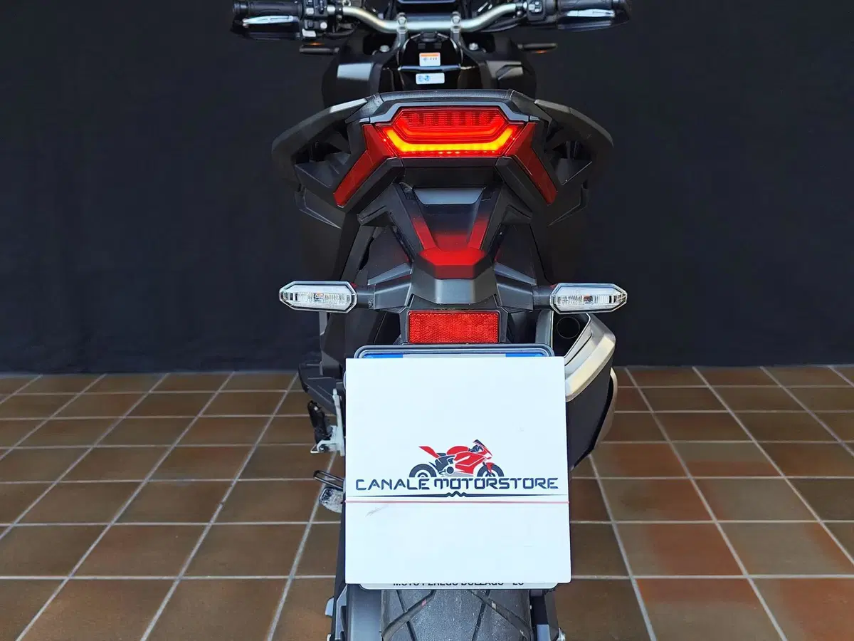 Honda X-ADV 750 DCT (2021 - 24) (14)