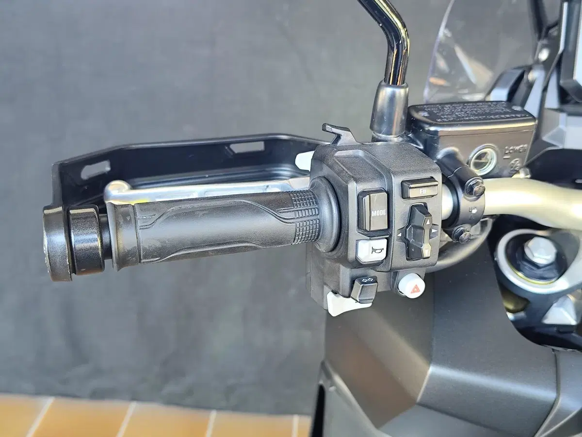 Honda X-ADV 750 DCT (2021 - 24) (17)