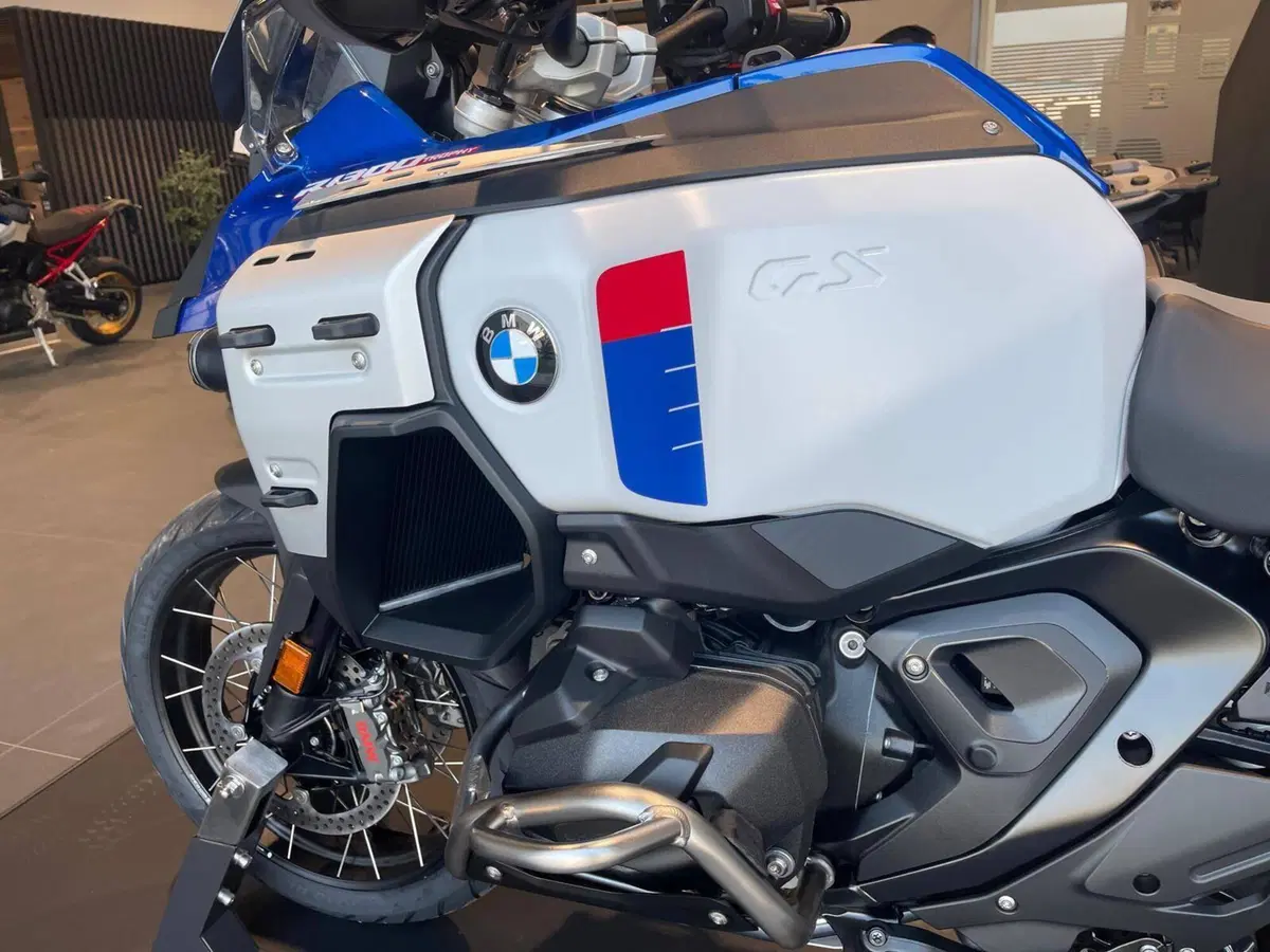 Bmw R 1300 GS Adventure Trophy (2025 - 26) (2)
