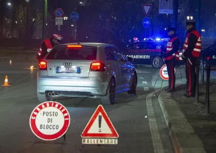 Nuovo Codice della Strada: stop al ritiro per la canna della sera prima. Cambiano le regole anche per alcol e smartphone. Ecco cosa si rischia