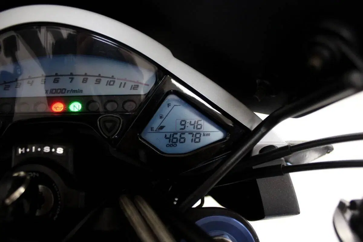 Honda CB 1000 R (2008 - 10) (6)