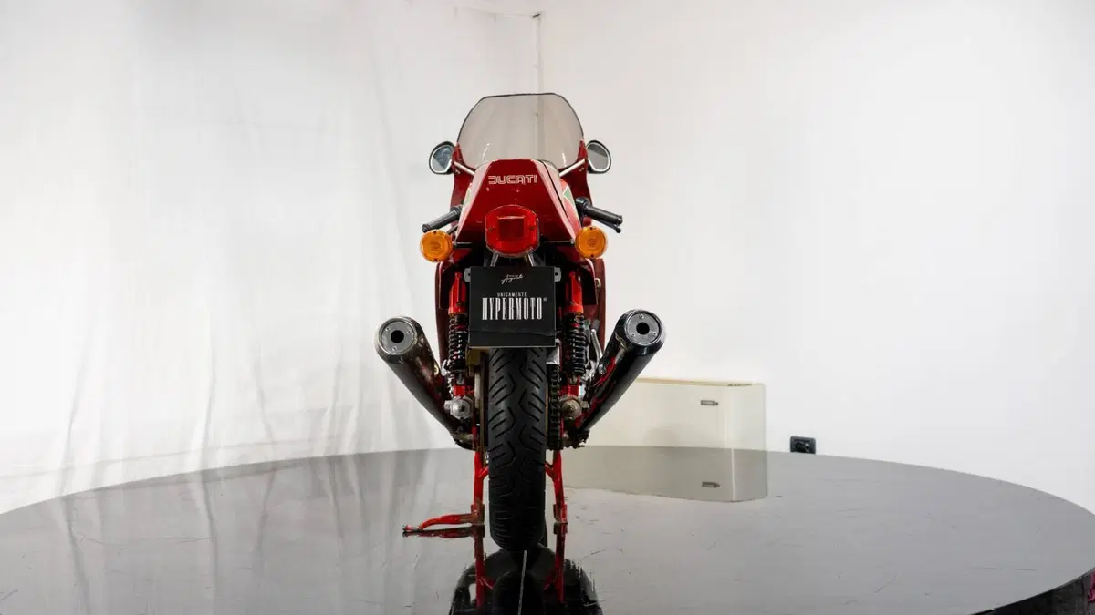 Ducati 900 MHR (Mike Hailwood Replica) (7)