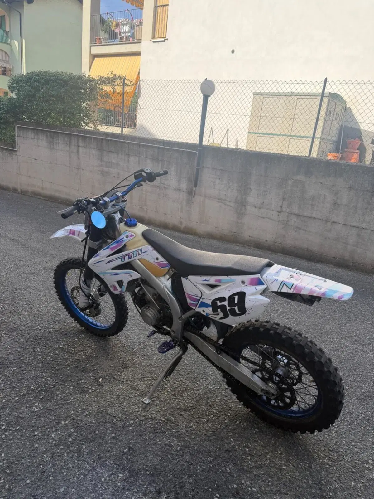 Tm Moto EN 125 (2012) (3)