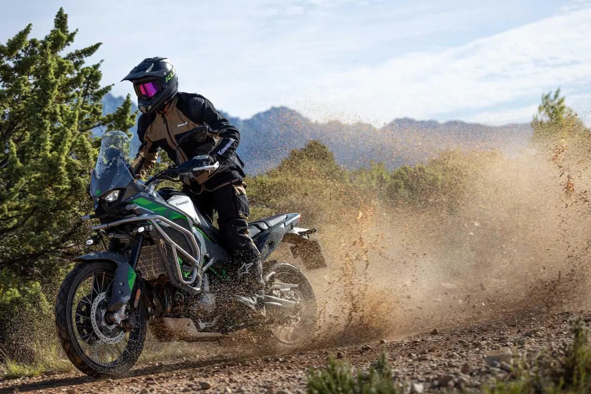 Nuova Kawasaki KLE 650: 21 pollici, 70 CV e un prezzo che sorprende [GALLERY] (9)