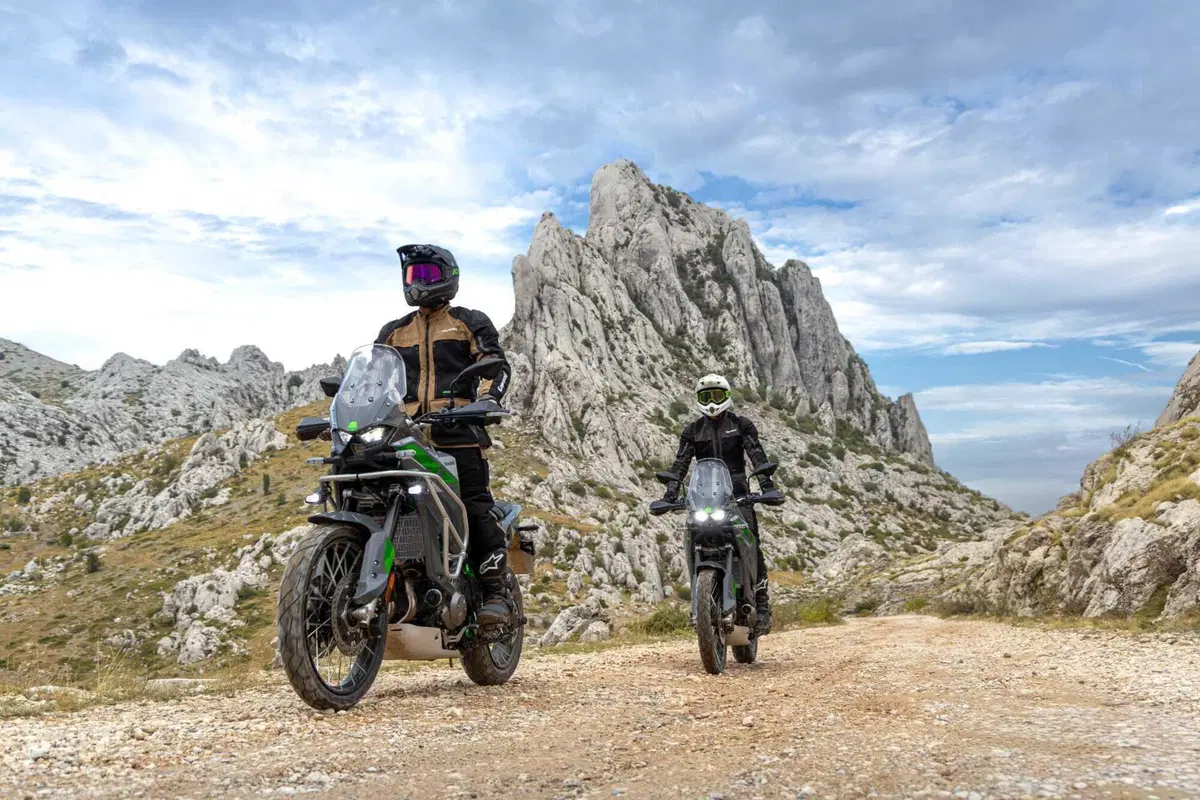 Nuova Kawasaki KLE 650: 21 pollici, 70 CV e un prezzo che sorprende [GALLERY] (10)