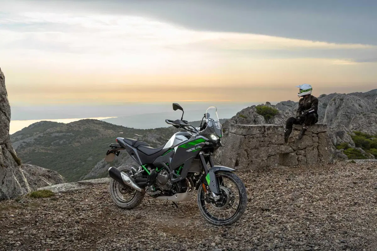 Nuova Kawasaki KLE 650: 21 pollici, 70 CV e un prezzo che sorprende [GALLERY] (11)