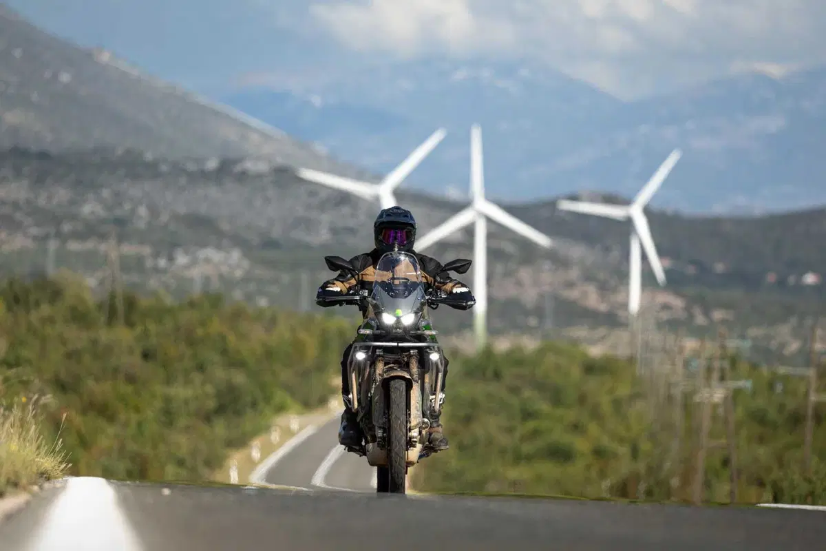 Nuova Kawasaki KLE 650: 21 pollici, 70 CV e un prezzo che sorprende [GALLERY] (15)