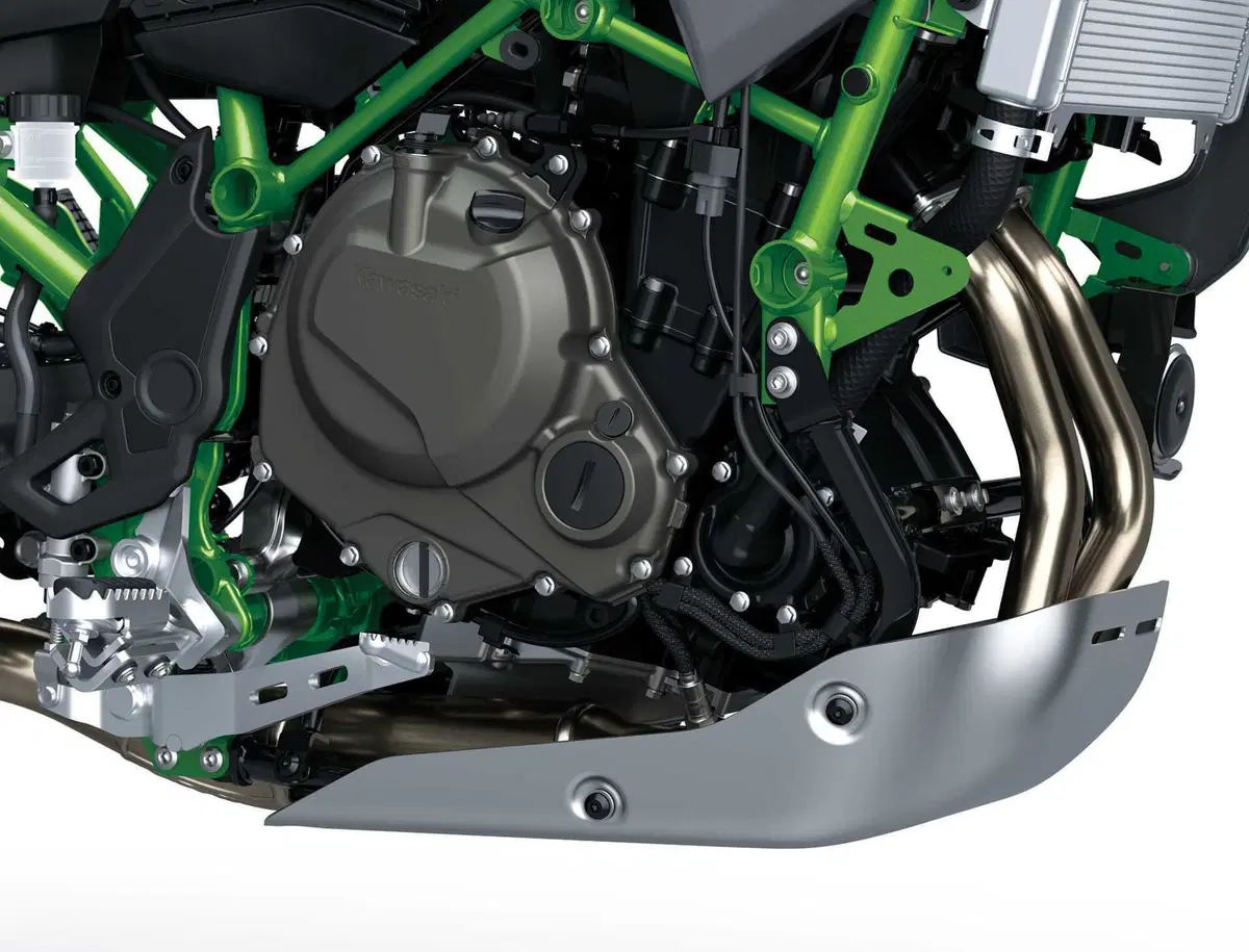 Nuova Kawasaki KLE 650: 21 pollici, 70 CV e un prezzo che sorprende [GALLERY] (21)