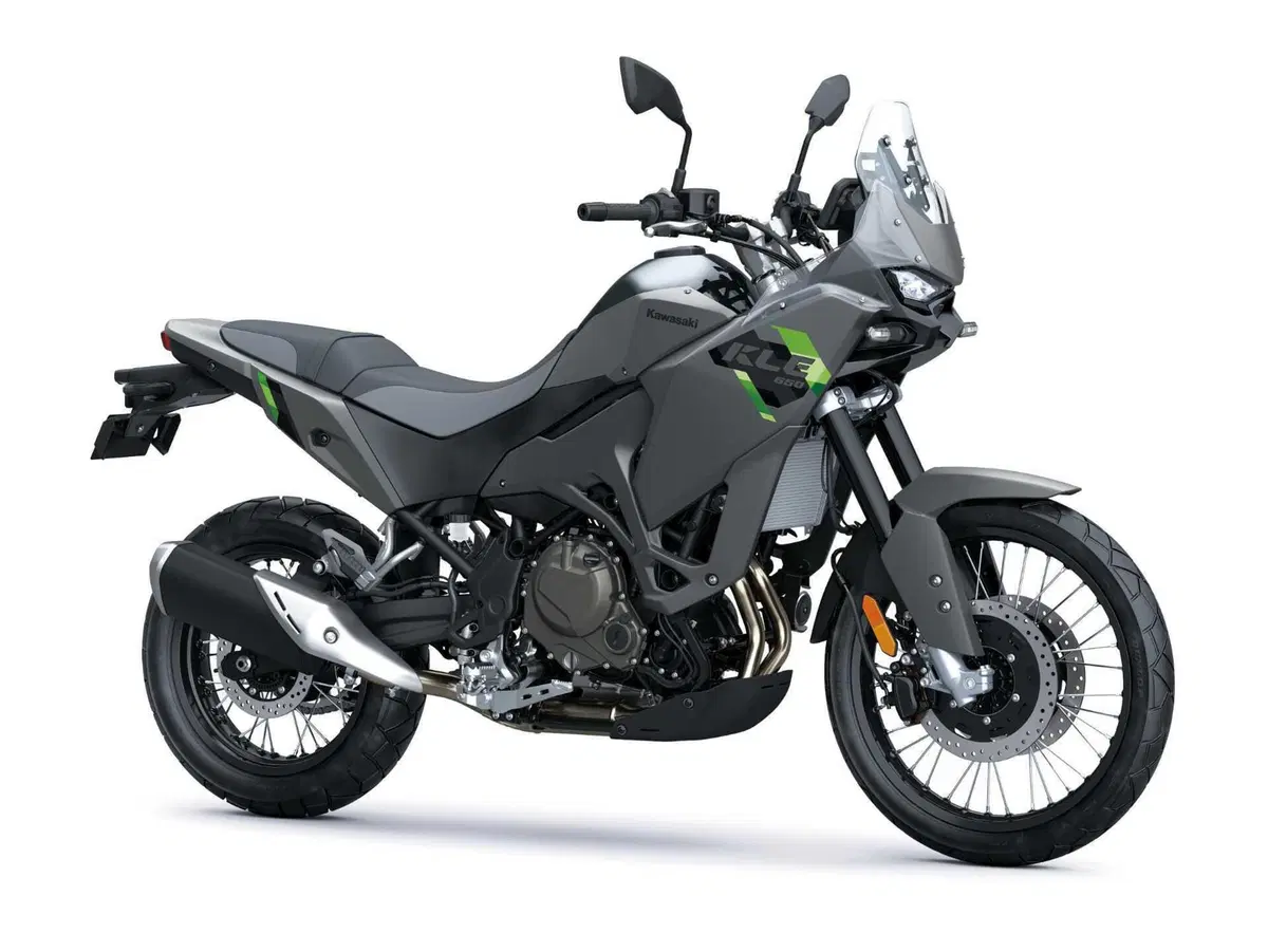 Nuova Kawasaki KLE 650: 21 pollici, 70 CV e un prezzo che sorprende [GALLERY] (60)