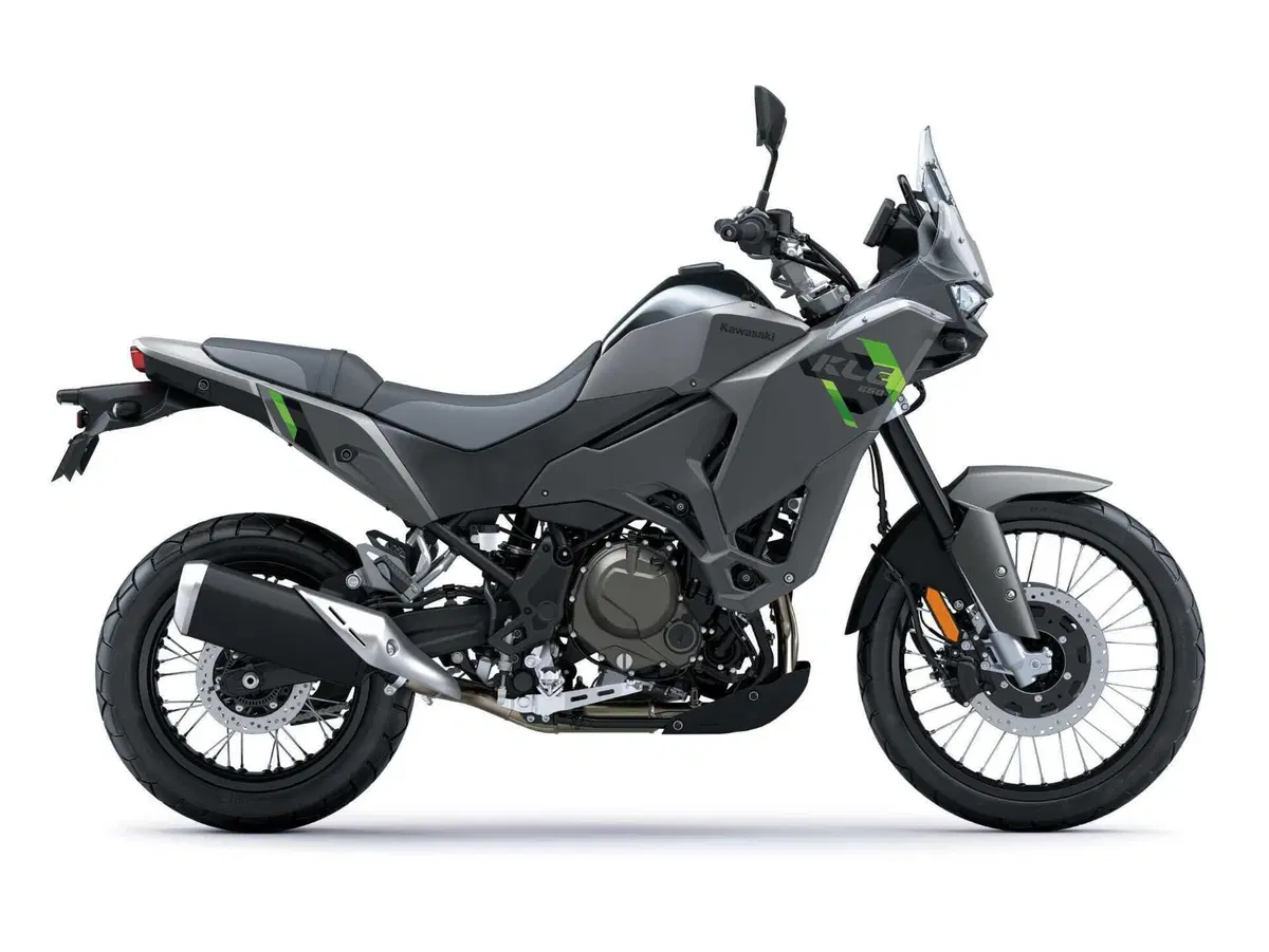 Nuova Kawasaki KLE 650: 21 pollici, 70 CV e un prezzo che sorprende [GALLERY] (61)