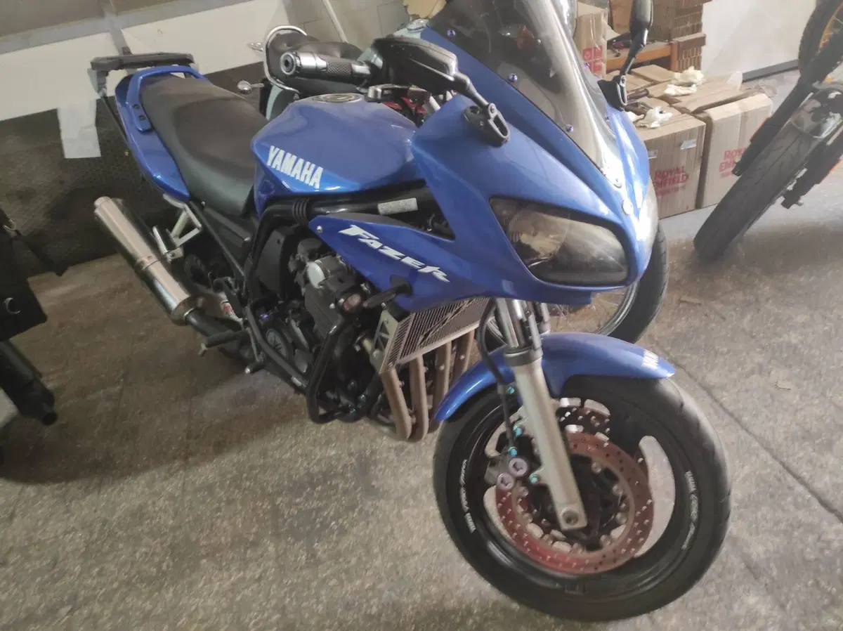 Yamaha Fazer 600