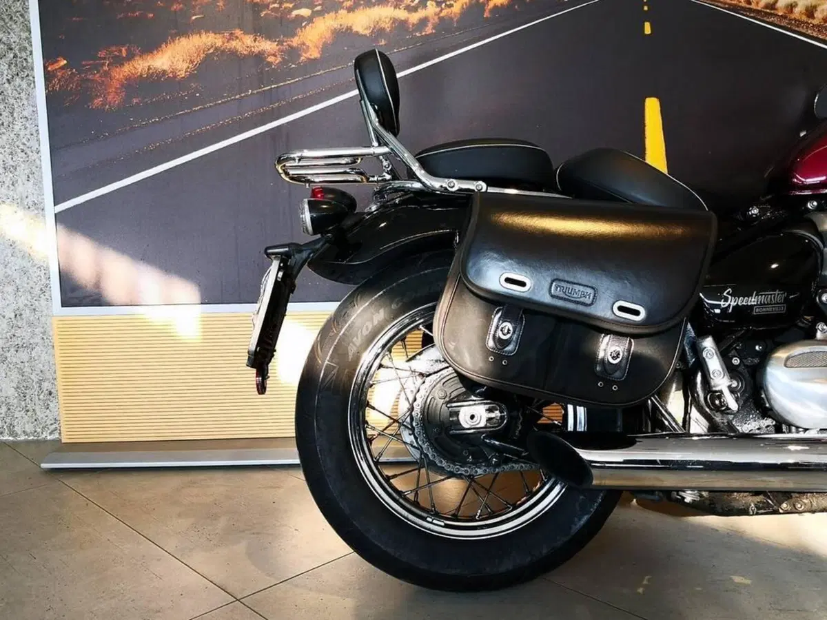Triumph Bonneville Speedmaster 1200 (2021 - 25) (4)
