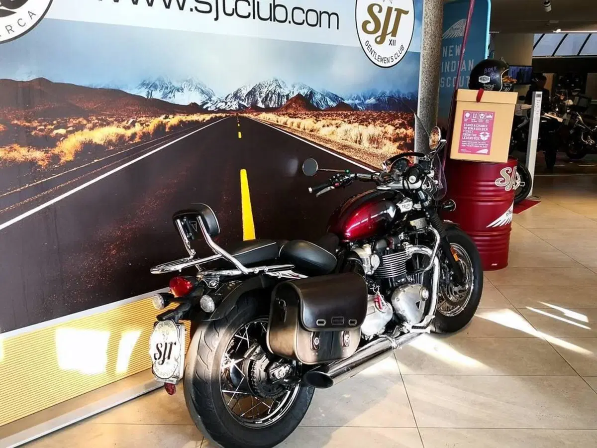 Triumph Bonneville Speedmaster 1200 (2021 - 25) (3)