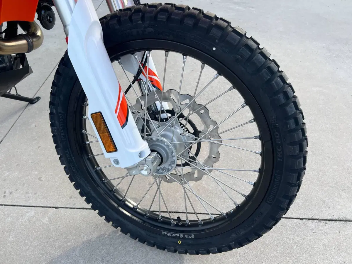 KTM 690 Rally (2027) (3)