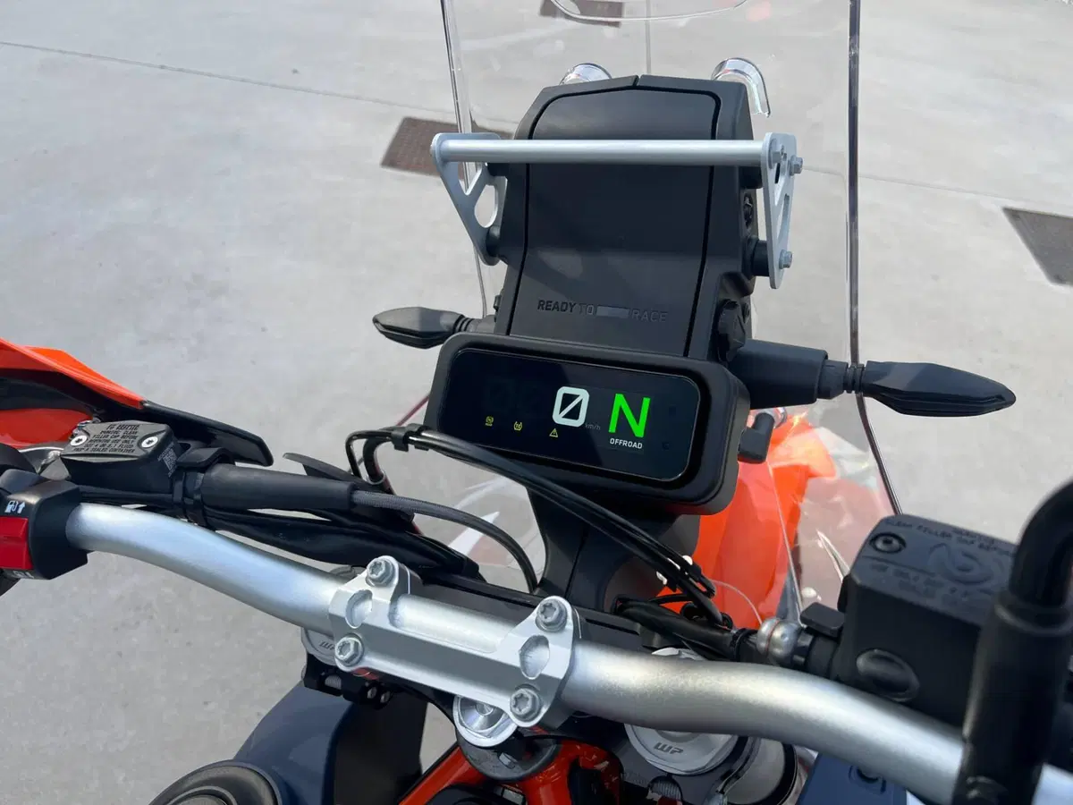 KTM 690 Rally (2027) (6)