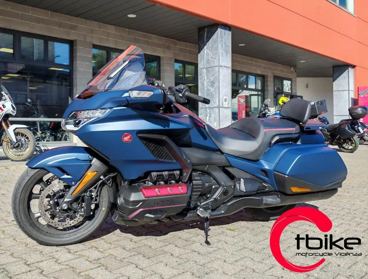 Honda GL 1800 Gold Wing DCT (2021 - 24) (3)