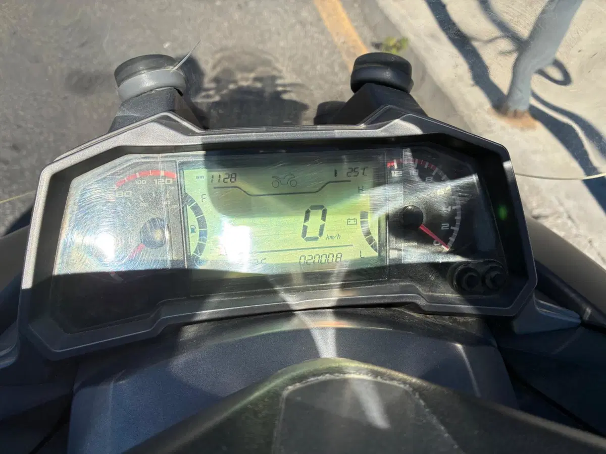 Over Brera 125 (2021 - 23) (4)