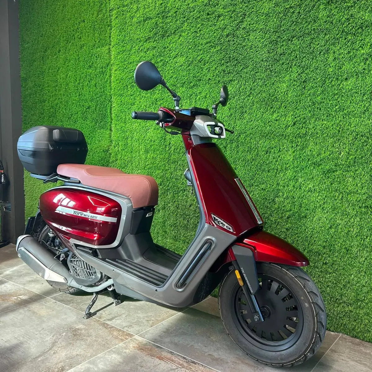 Velocifero Tennis 125 (2025 - 26) (3)