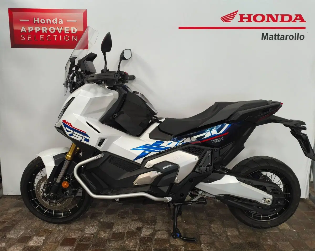 Honda X-ADV 750 Special Edition Travel (2026) (2)