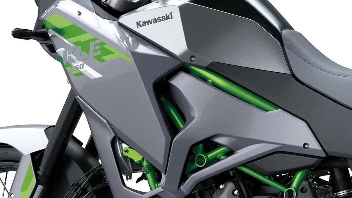 Kawasaki KLE 650 KLE 650 SE (2027) (16)