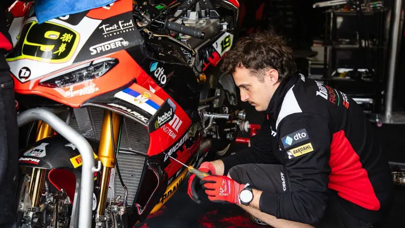 SBK. Il monofreno Brembo incrementa i costi e Ducati aumenta i prezzi. Tanto lavoro per la SITA
