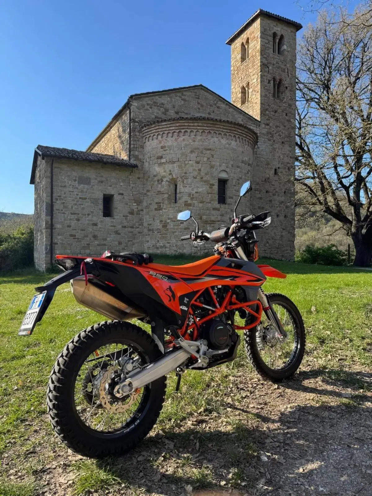 KTM 690 Enduro R (2022 - 25) (2)