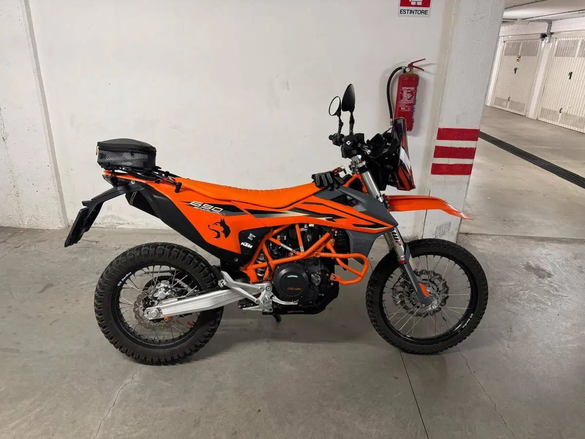 KTM 690 Enduro R (2022 - 25) (8)