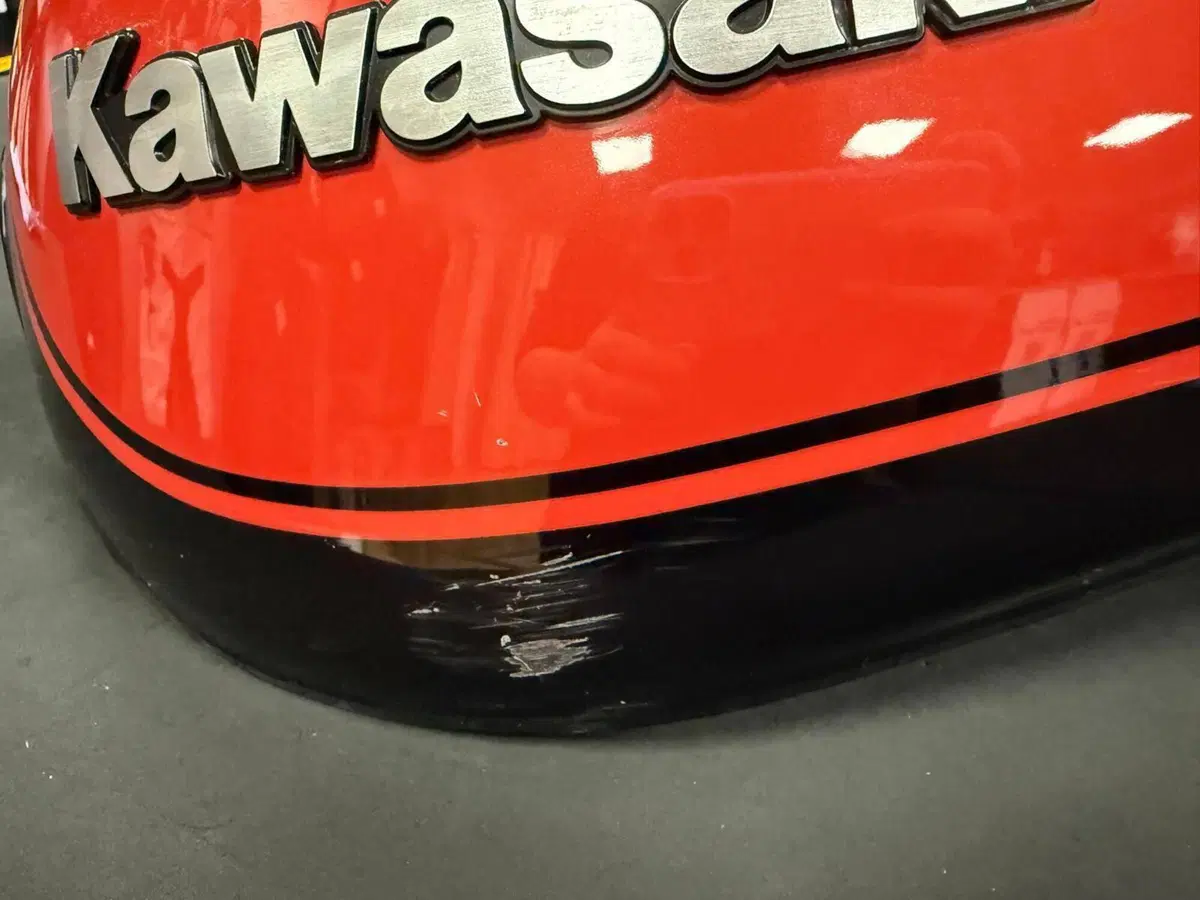Serbatoio Originale Kawasaki Z900RS (5)