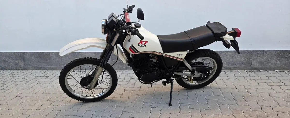 Yamaha XT 400 (4)