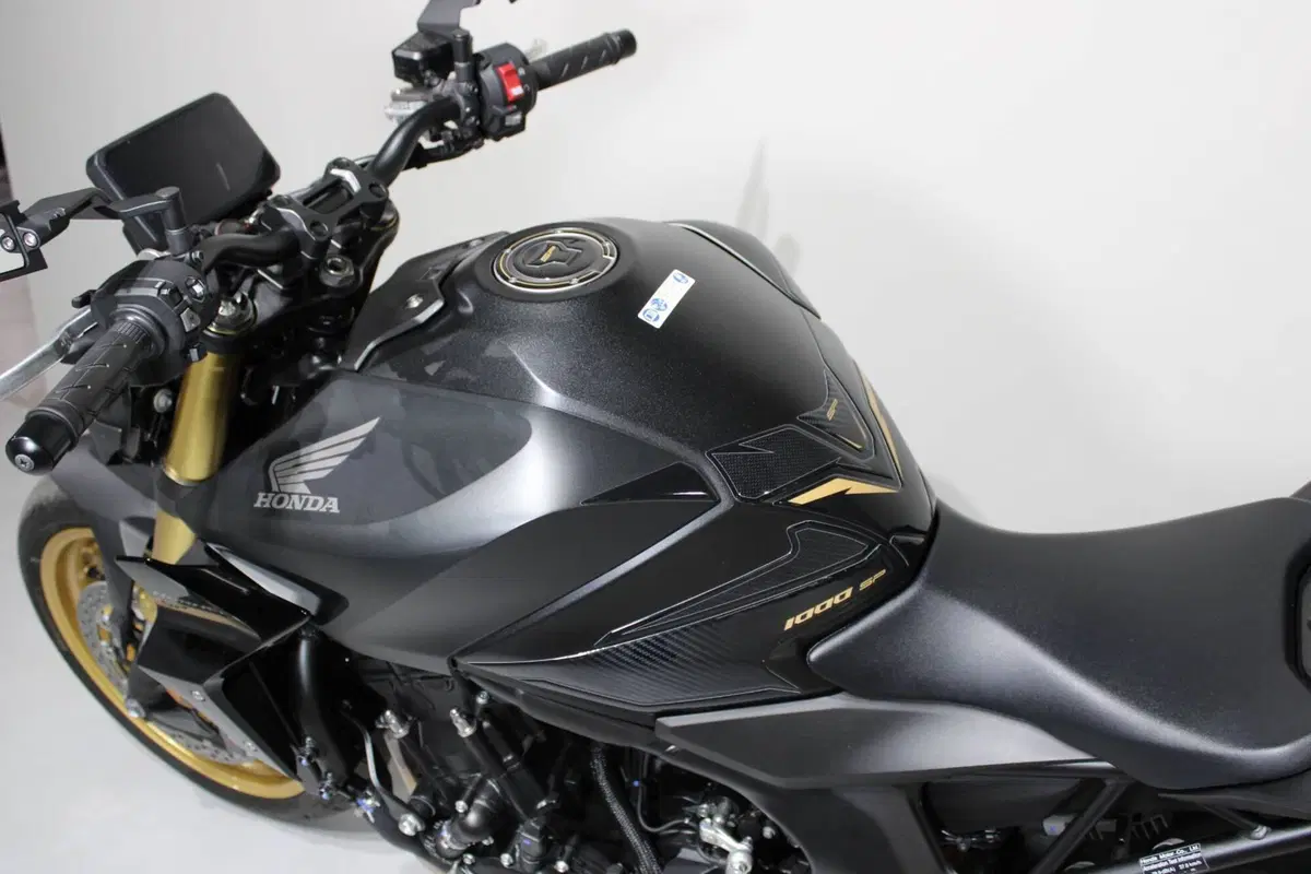 Honda CB 1000 Hornet SP (2025 - 26) (5)