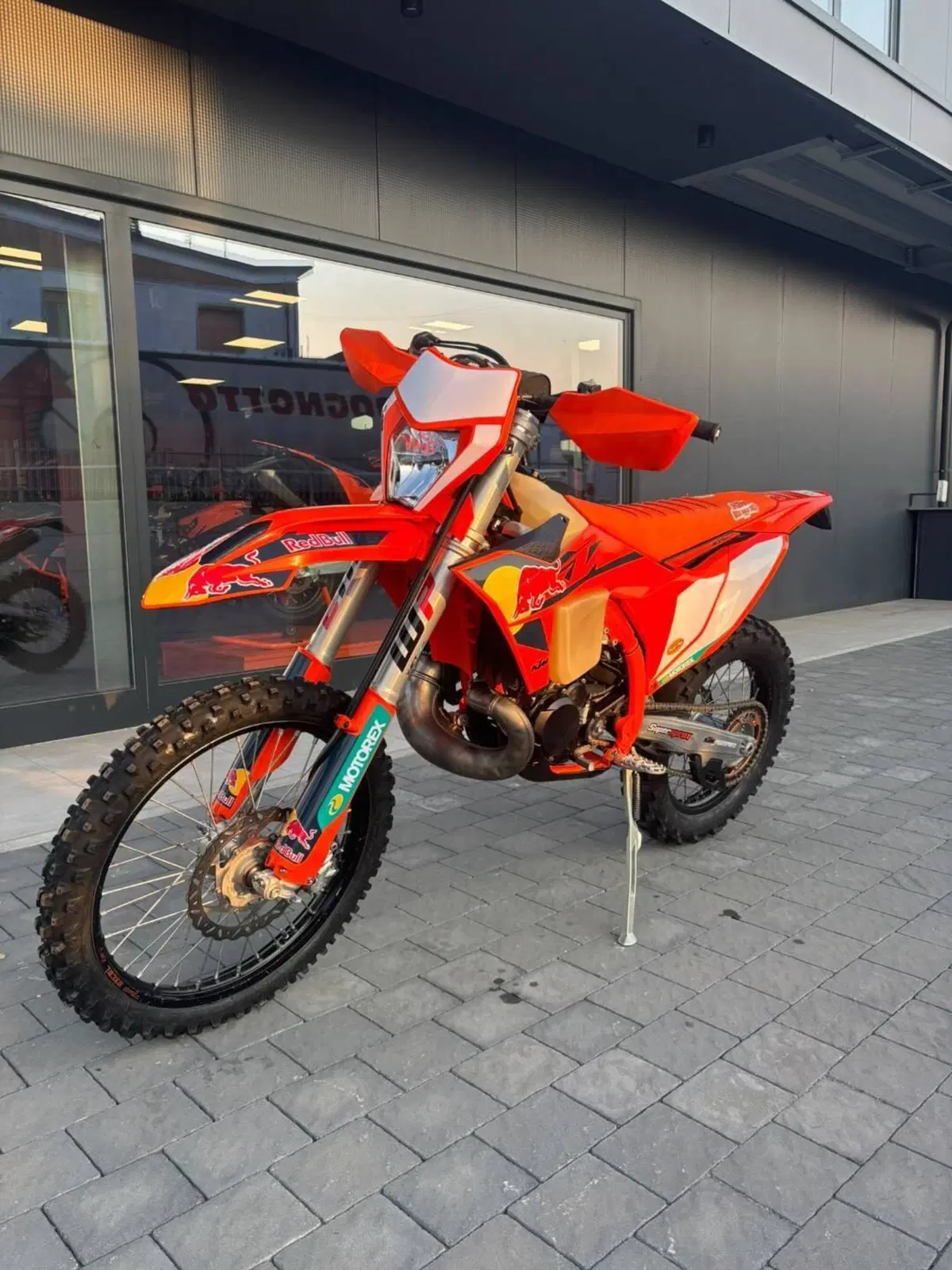 KTM 300 EXC Champion Edition (2025) (2)