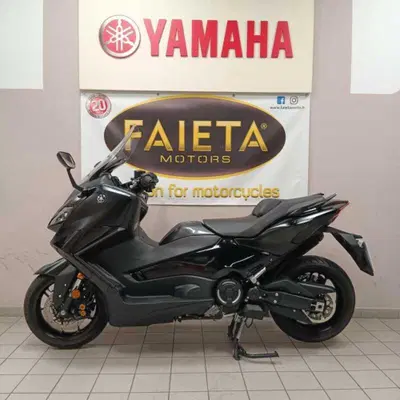 Yamaha T-Max 560 Tech Max (2022 - 24) usata