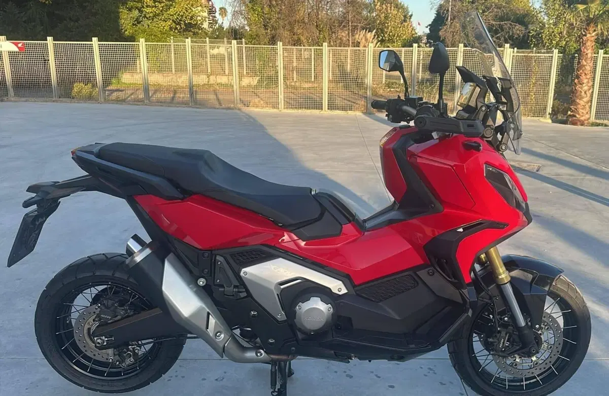 Honda X-ADV 750 DCT (2021 - 24) (2)