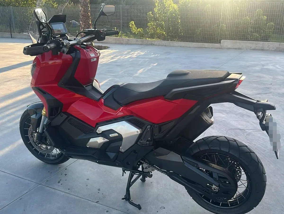 Honda X-ADV 750 DCT (2021 - 24) (4)