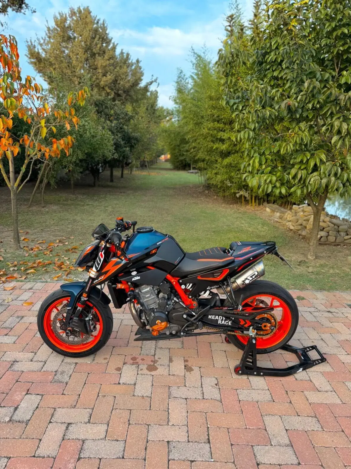 Dude 890 R Vendo KTM 890 Duke R (2021 - 23) usata a Castelfranco Emilia (codice ...