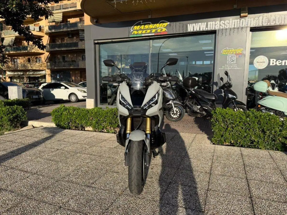 Honda X-ADV 750 DCT (2021 - 24) (2)