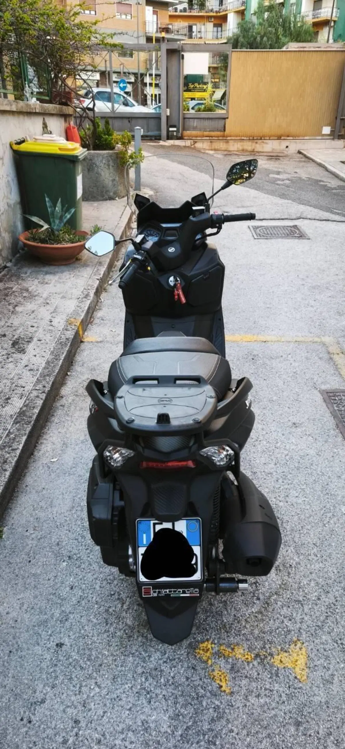 Sym Joymax 300 Z+ (2021 - 24) (4)
