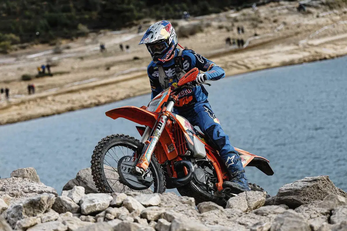 Mondiale Hard Enduro. Ep.8. Mario Roman vince l’Hixpania, Manuel Lettenbichler è Campione del Mondo (7)