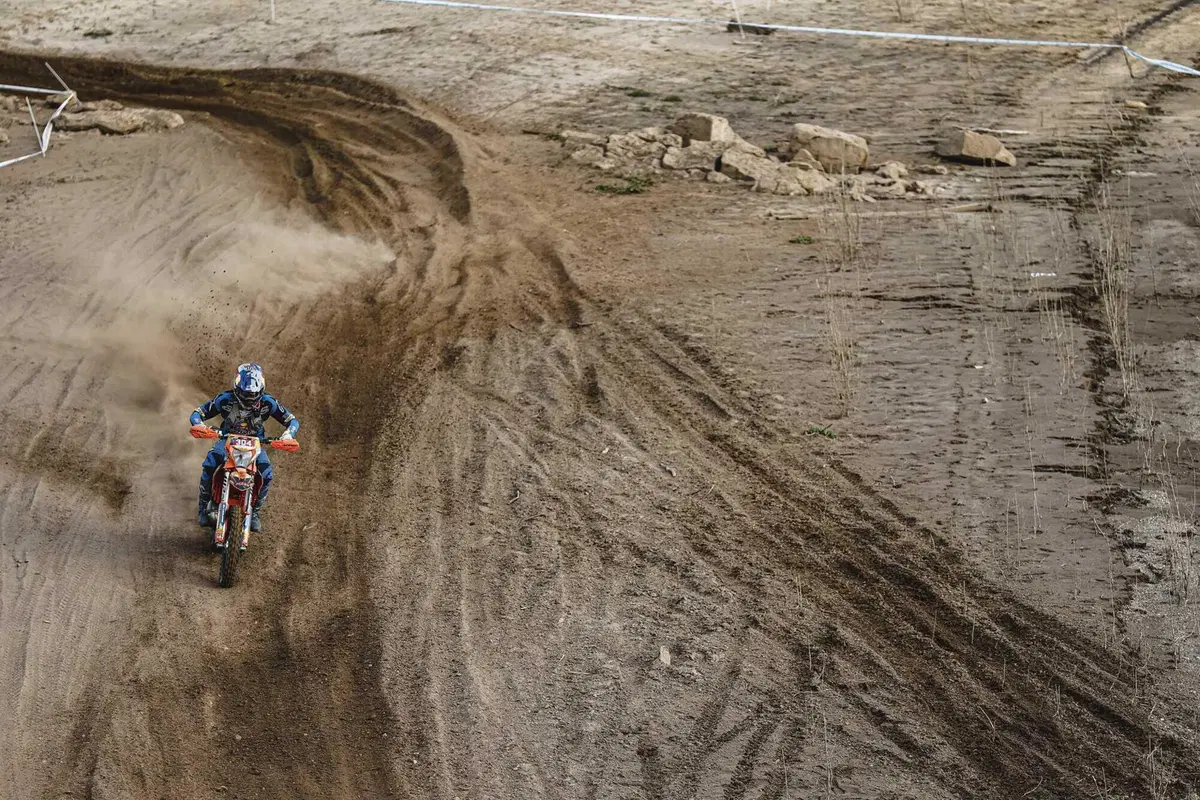 Mondiale Hard Enduro. Ep.8. Mario Roman vince l’Hixpania, Manuel Lettenbichler è Campione del Mondo (15)