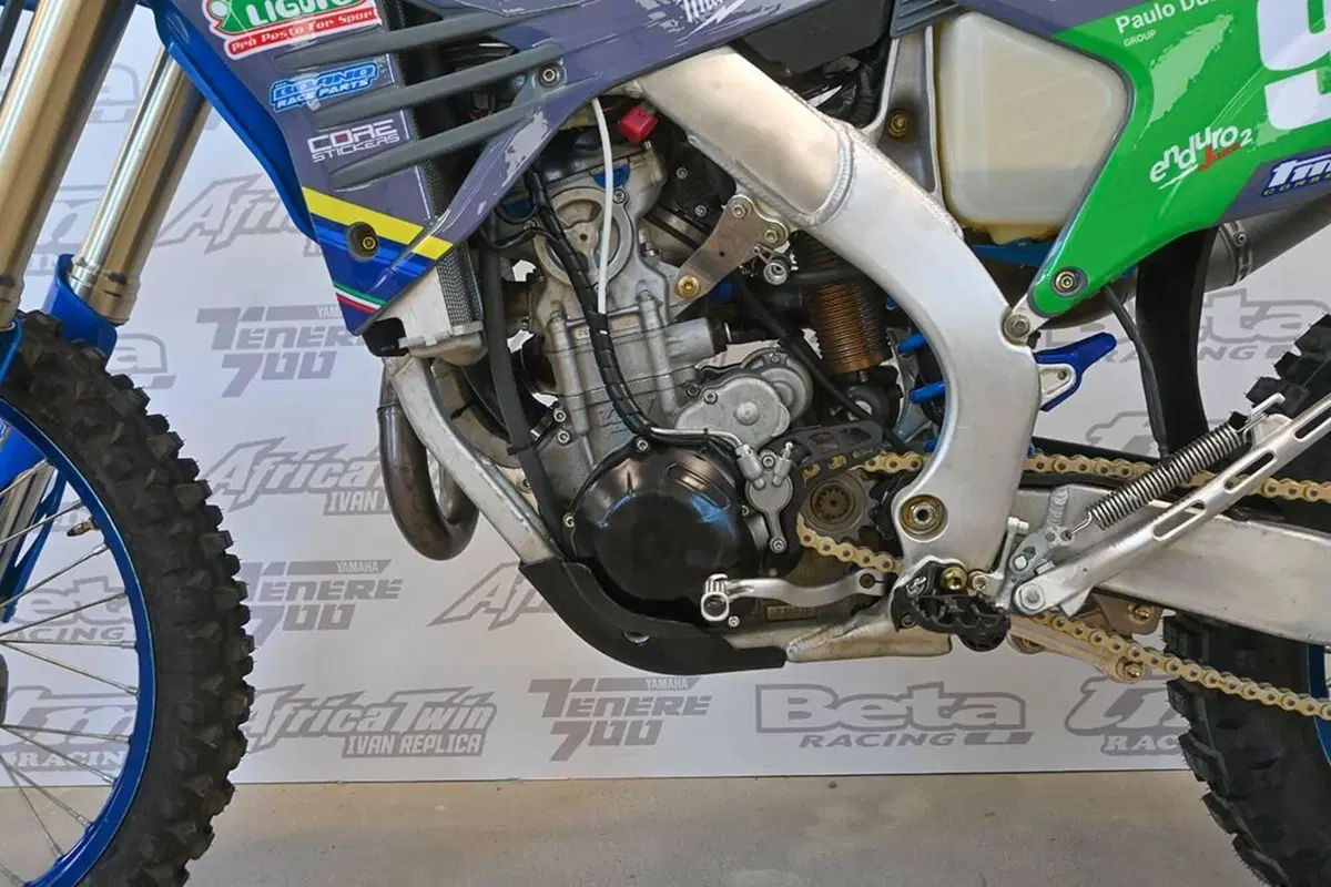 Tm Moto EN 300 4T ES Fi (2026) (8)