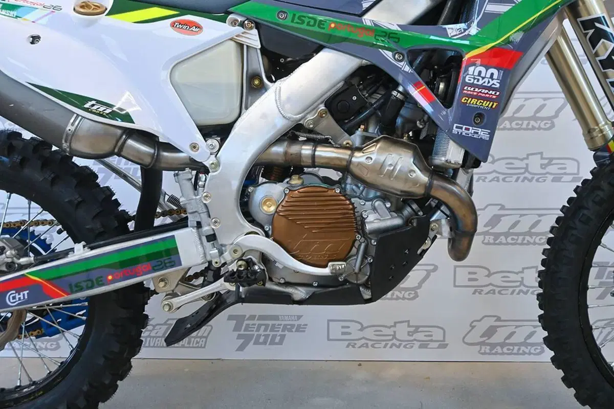 Tm Moto EN 300 4T ES Fi (2027) (3)
