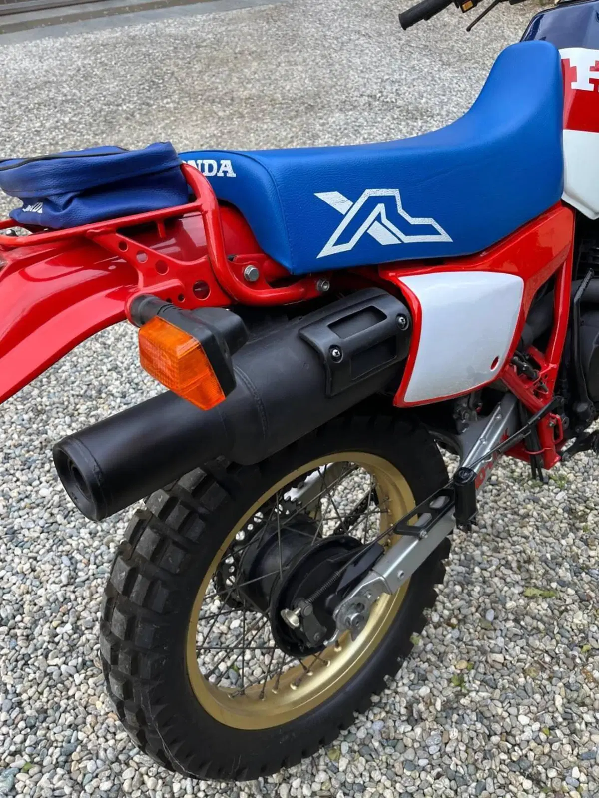 Honda XL600R Paris Dakar (12)